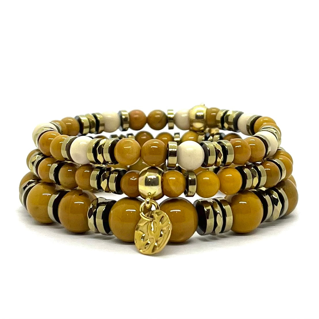 Bracelet Gaïa mokaïte et fossile porté au poignet