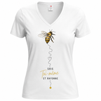 T-shirt femme col V Abeille : détail du motif abeille dorée