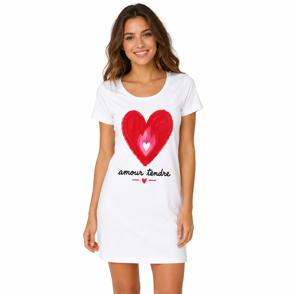 Robe femme Amour Tendre : grand cœur rouge peint au pinceau avec flamme rose et petit cœur blanc, message amour tendre manuscrit