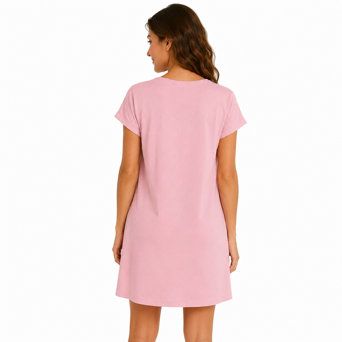 Robe Le Soleil vue de dos, dos rose uni et coupe droite légèrement évasée
