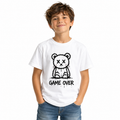 T-shirt enfant blanc Game Over : ourson graffiti aux yeux en croix imprimé dans le dos, porté par un garçon