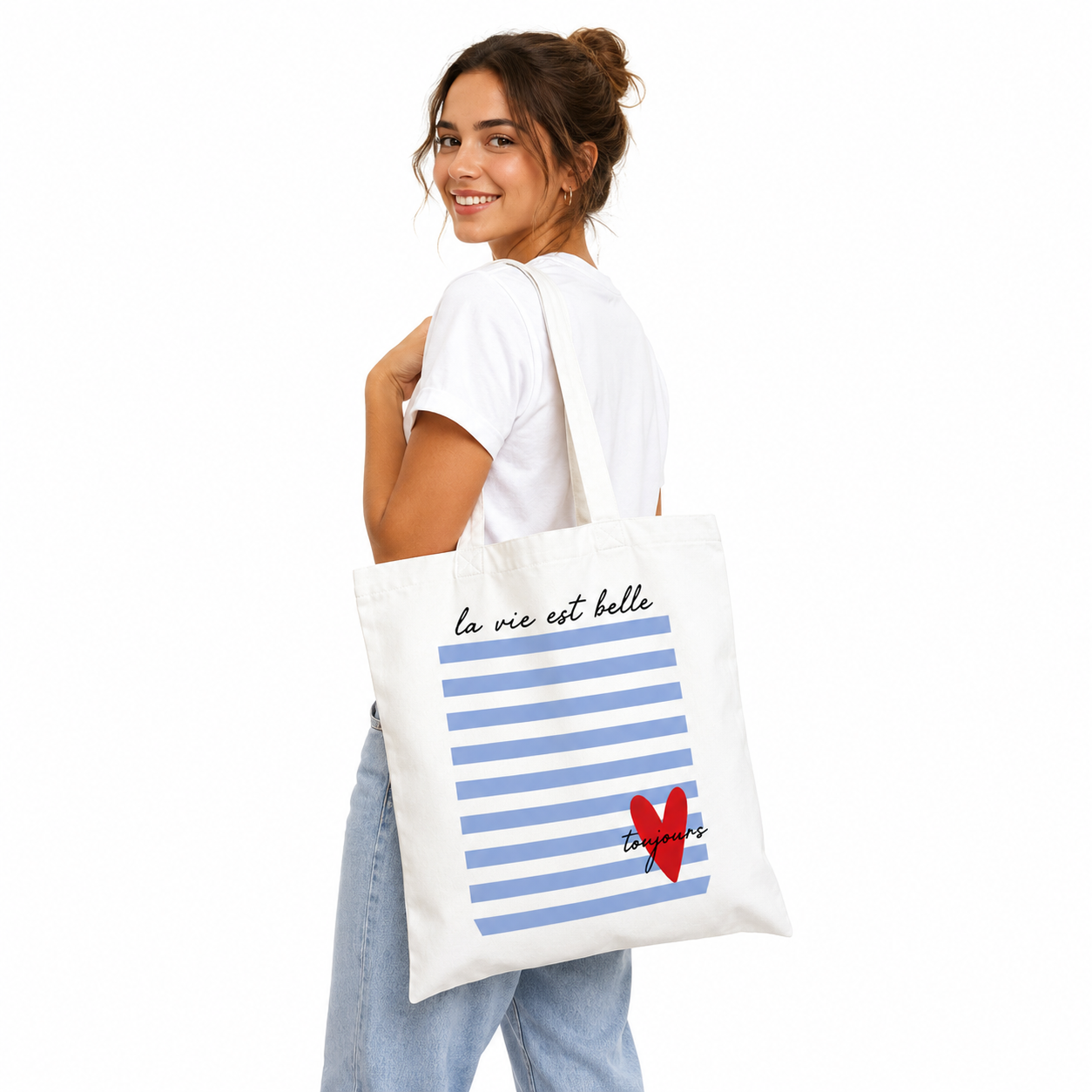 Tote bag La vie est belle toujours : détail des rayures marinière et du cœur rouge